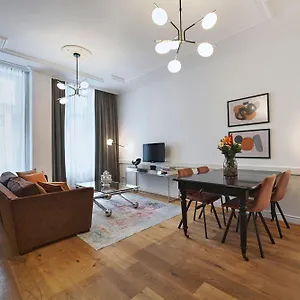 Apartment 6, Vienna